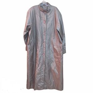 Trench Coat Rain with zip out lining metallic sheen size 18 1980s 80s vintage